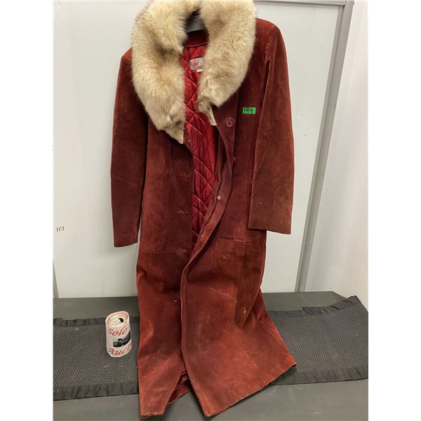 Women's vintage suede/fur winter jacket size 11/12