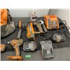 Image 2 : Ridgid power tool cordless set with batteries, charger and carrying bag - Working