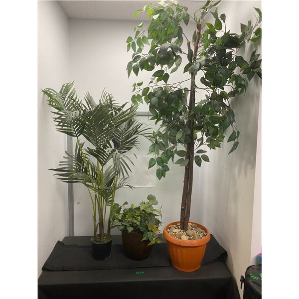 3 Artificial house plants