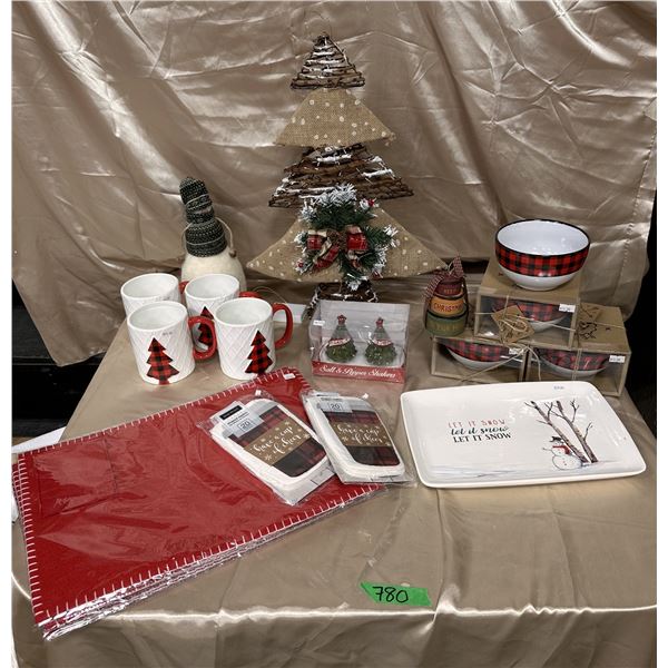 Lot of Christmas home décor items/Decorations/Gifts