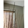 Image 5 : Dried Willow Branch & Planter Stand