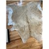 Image 1 : Animal Pelt Rug