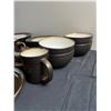 Image 2 : Mikasa "Gourmet Basics" Dish Set