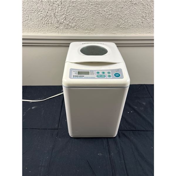 Black & Decker All-in-One Breadmaker