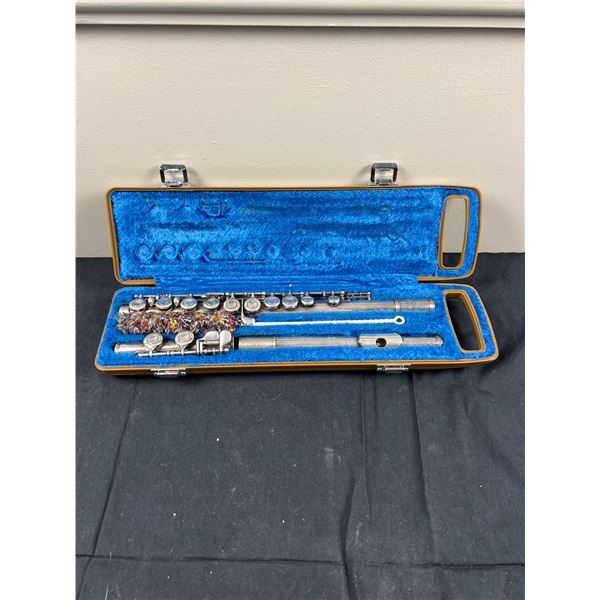Yamaha YFL-24S Flute & Case