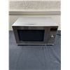 Image 1 : Panasonic NN-SD382S Microwave