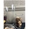 Image 4 : Glass Vases & Decor