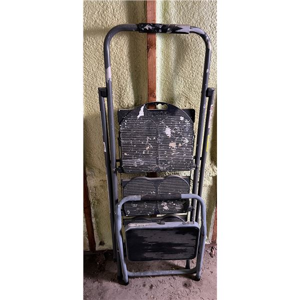 Folding Step Ladders