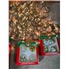 Image 4 : Christmas Decorations & Ornaments