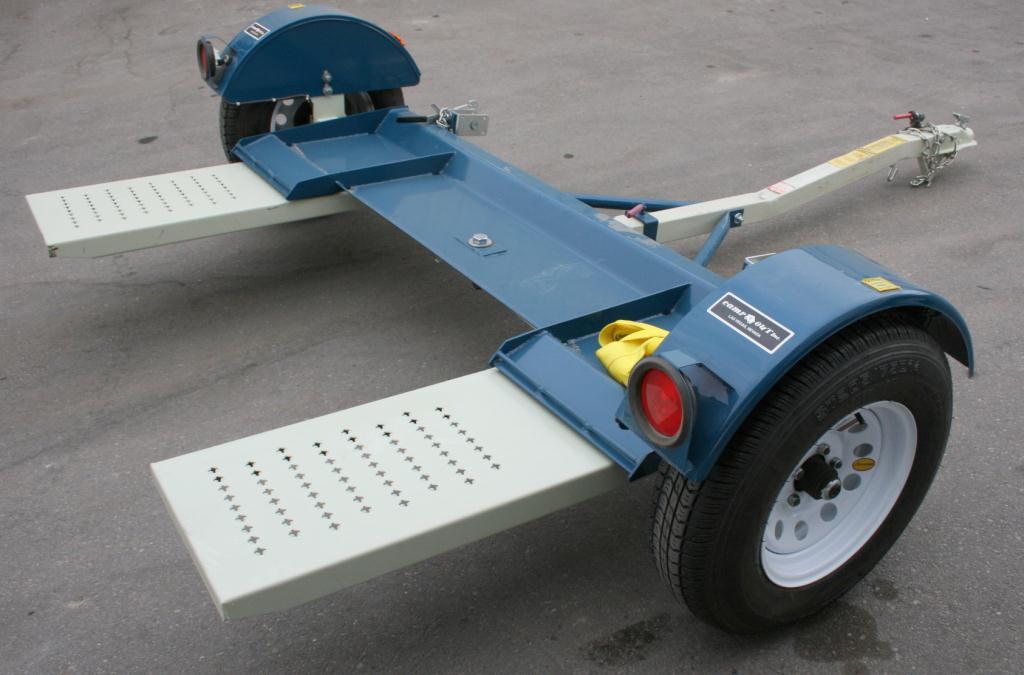 2 Wheel 3000 lbs. Tow Dolly