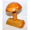 Image 1 : VINTAGE FOLK ART CARVED WOOD MUSHROOM DECORATIVE