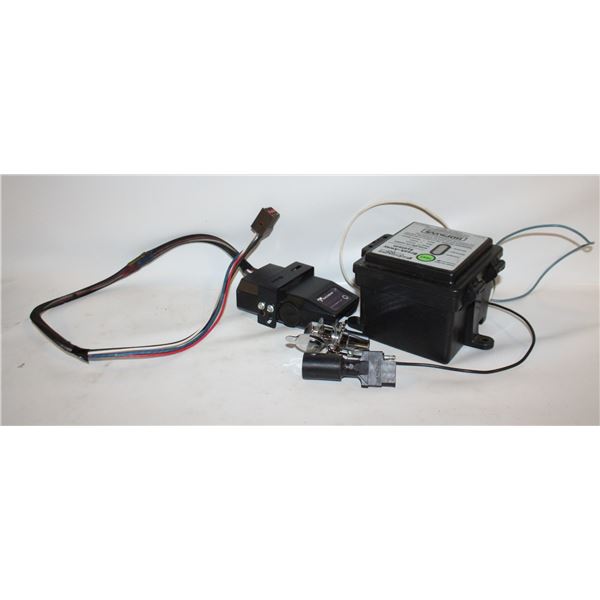 BRAKE CONTROLLER & BREAKAWAY SYSTEM