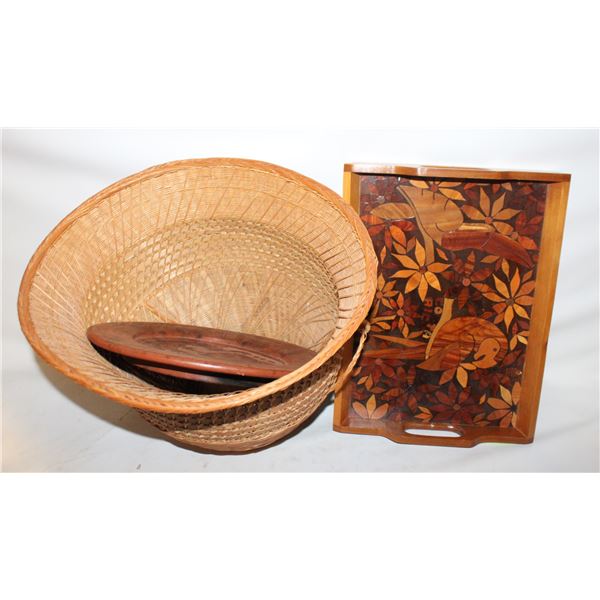 HAND CARVED INLAY PARROTS TRAY, LOMBOK 12"