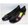 Image 1 : TORY BURCH SIZE 9 LADIES BLACK PATTEN