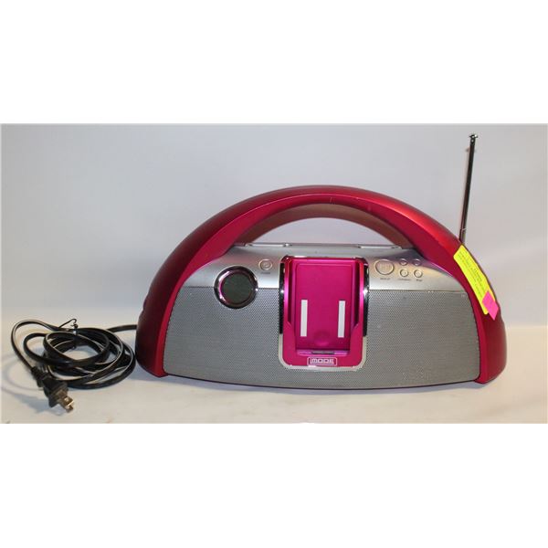PORTABLE RADIO WITH IPOD DOCKING STATION