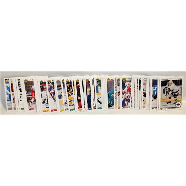 LOT OF 1990'S ERA HOCKEY CARDS UPPERDECK