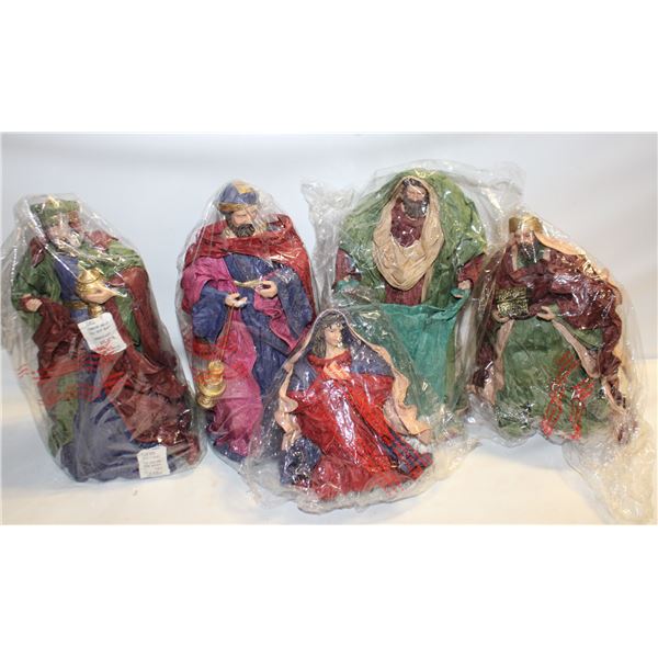 7 PIECES NATIVITY SET - NEW IN BOX