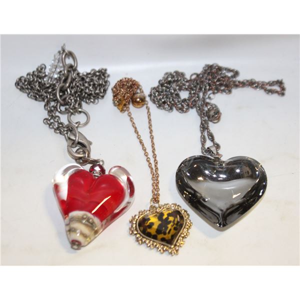 ESTATE BLOWN GLASS HEART & HEART JEWELRY-ESTATE