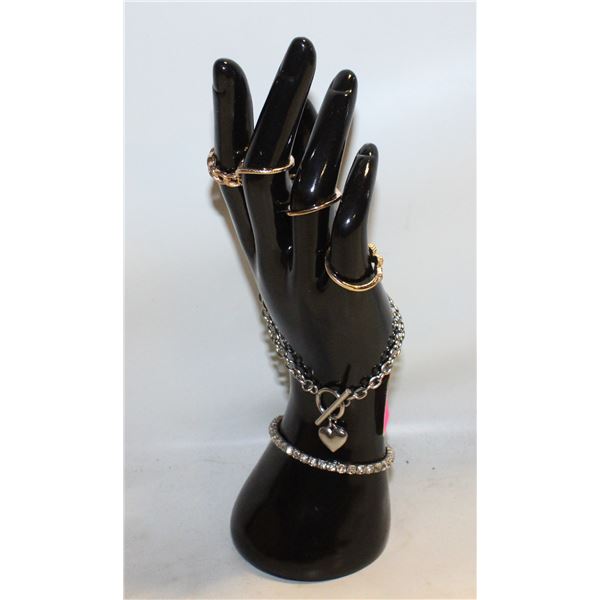 NEW IDEAL HAND-SHAPED JEWELRY DISPLAY STAND WITH