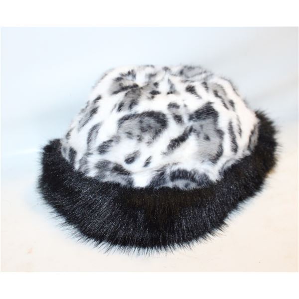 NEW LEOPARD PRINT WINTER HAT SOFT FABRIC