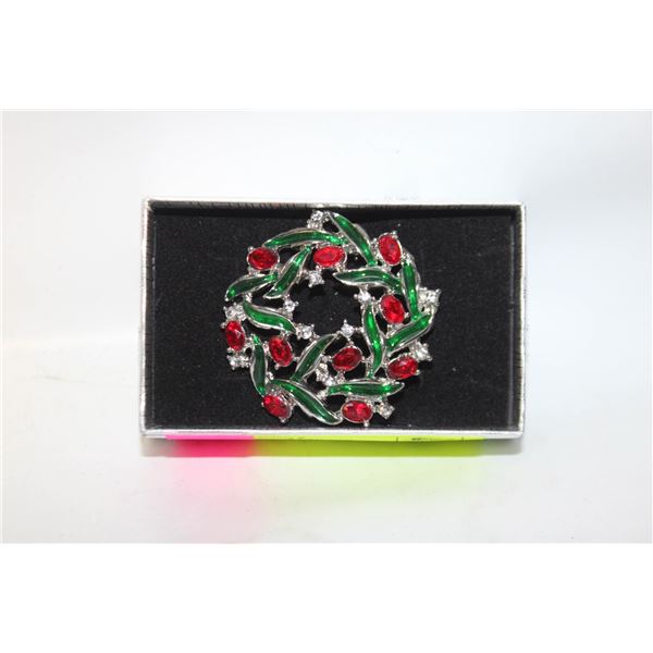 NEW CHRISTMAS WREATH BROOCH RED,