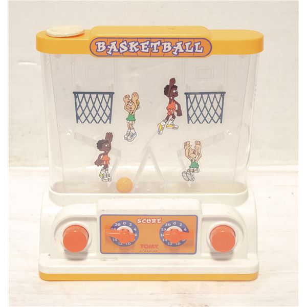 VINTAGE TOMY TABLE TOP BASKETBALL GAME