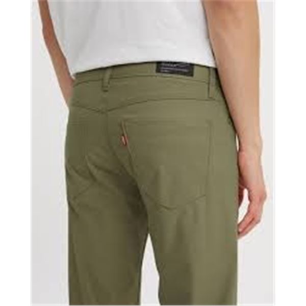 NEW LEVIS STRAUSS SIZE 5 GREEN PANTS