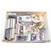 Image 1 : BOX WITH ASSORTED SPORTS CARDS LARGE