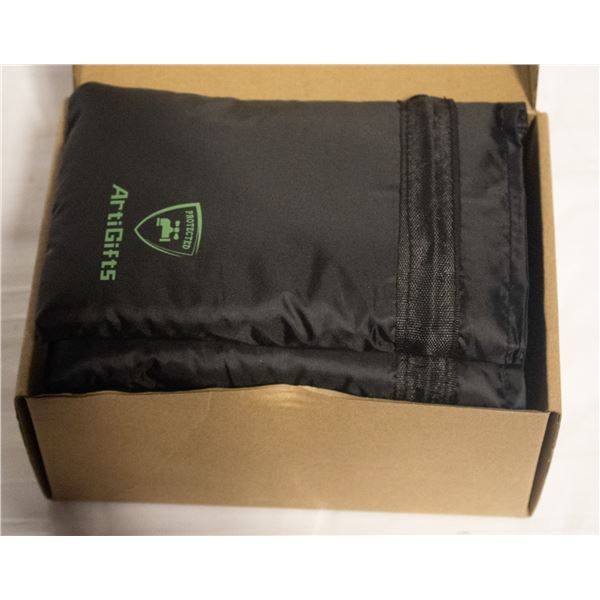 NEW BOX OF 4 OUTDOOR FAUCET COVERS