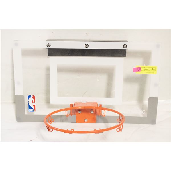 DOOR BASKETBALL HOOP
