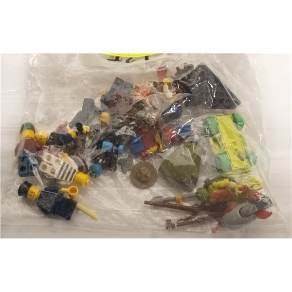 14 LEGO AND MEGA BLOKS FIGURES PLUS EXTRAS