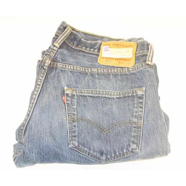 LEVIS 501 MENS 34/32 BUTTON FLY BLUE JEANS