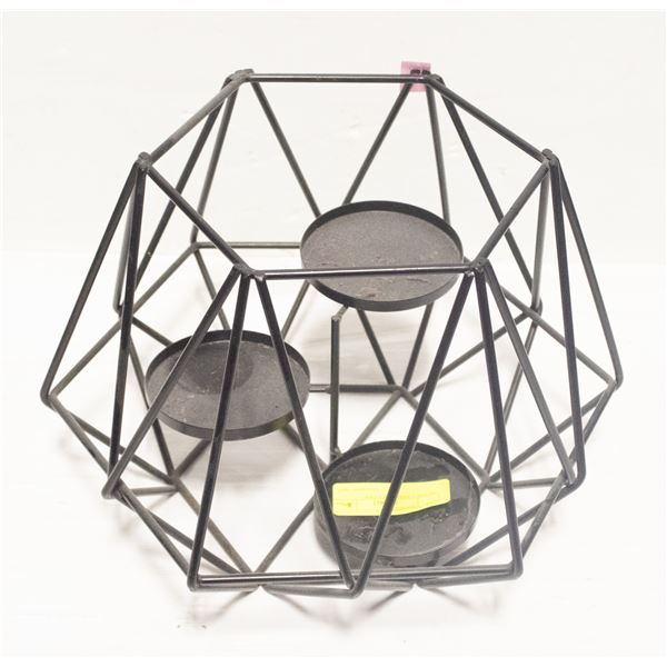 METAL CANDLE HOLDER