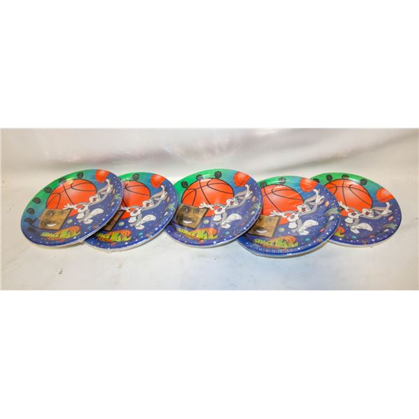 NEW VINTAGE SPACE JAM WITH MICHAEL