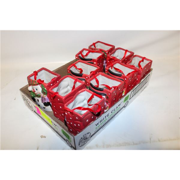 FLAT OF 10 CERAMIC CHRISTMAS DECORATIONS