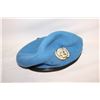 Image 1 : UN BLUE BERET WITH CAP BADGE SIZE 6 7/8