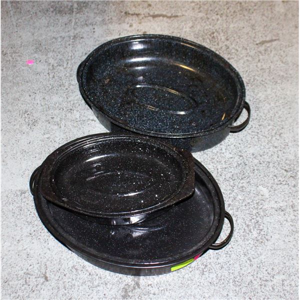 2 LARGE AND 1 SMALL ROASTING PAN