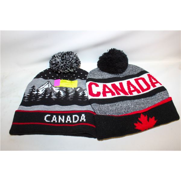 PAIR OF CANADA TOUQUES ONE SIZE