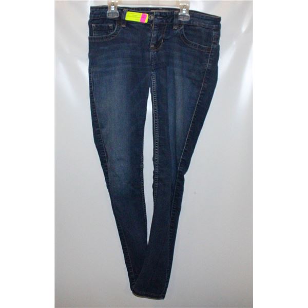 GUESS JEANS ULTRA SKINNY SIZE 27