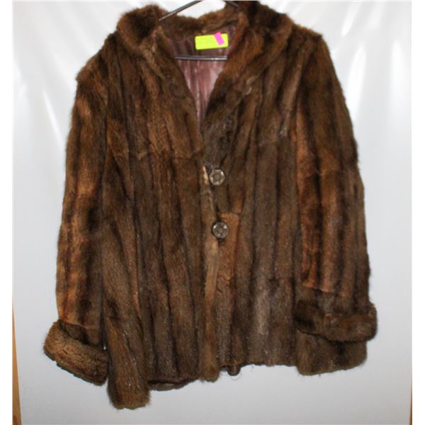VTG LIGHT BROWN FUR COAT