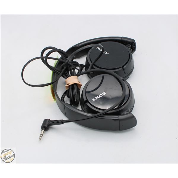 SONY COMPACT TRAVEL HEADPHONES TESTED WORKING