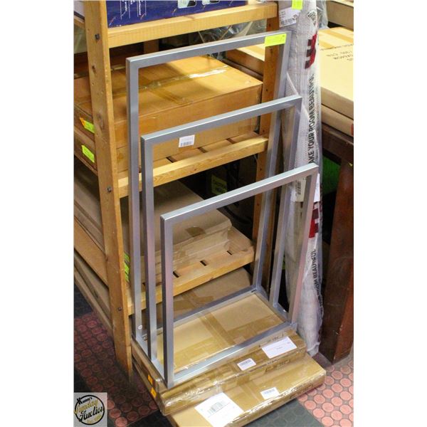 NEW ASSEMBLED FREE STANDING 3 TOWEL RACK