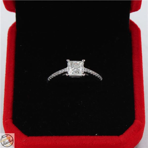 #3477-1.00 CT GRA CERTIFIED PRINCESS CUT MOISSANIT
