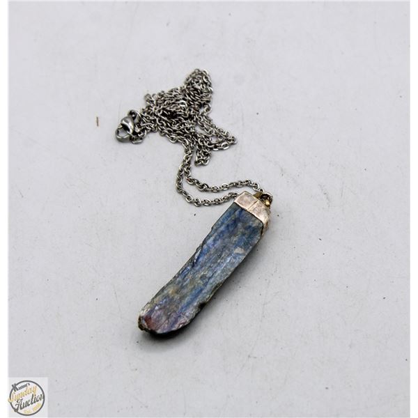 RAW KYANITE PENDANT WITH A NECKLACE