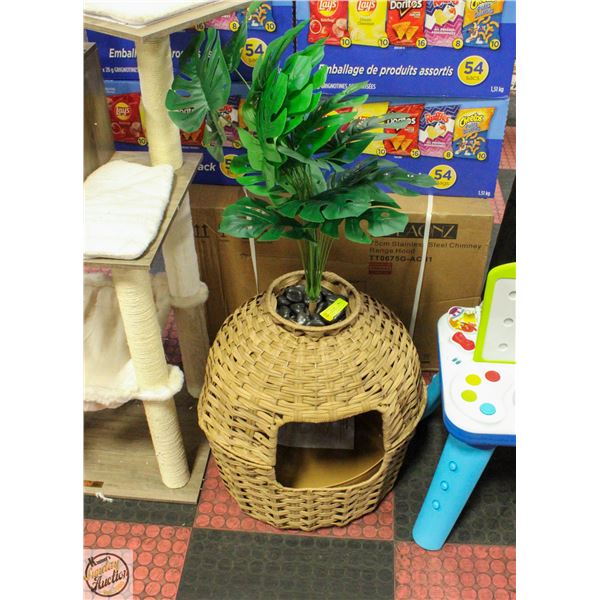 NEWLY ASSEMBLED SETVSON CAT LITTER BOX