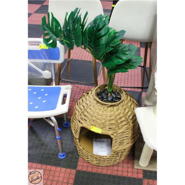 NEWLY ASSEMBLED SETVSON CAT LITTER BOX