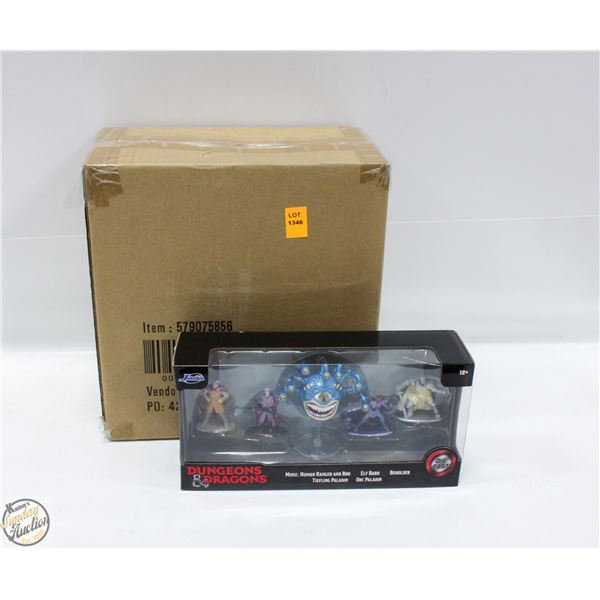 CASE WITH 4 DUNGEONS AND DRAGONS ACTION FIGURES