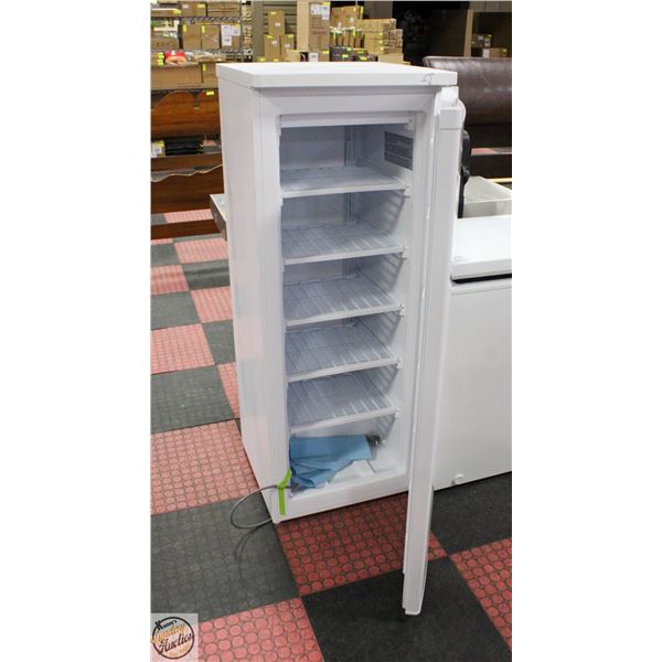 FRIGIDARE STAND UP FREEZER 56"X21"21"