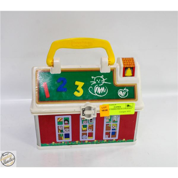 VINTAGE FISHER-PRICE LUNCH KIT SCHOOL