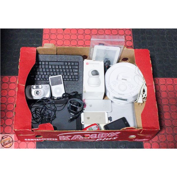 LARGE FLAT OF VARIOUS ELECTRONICS APPLE,